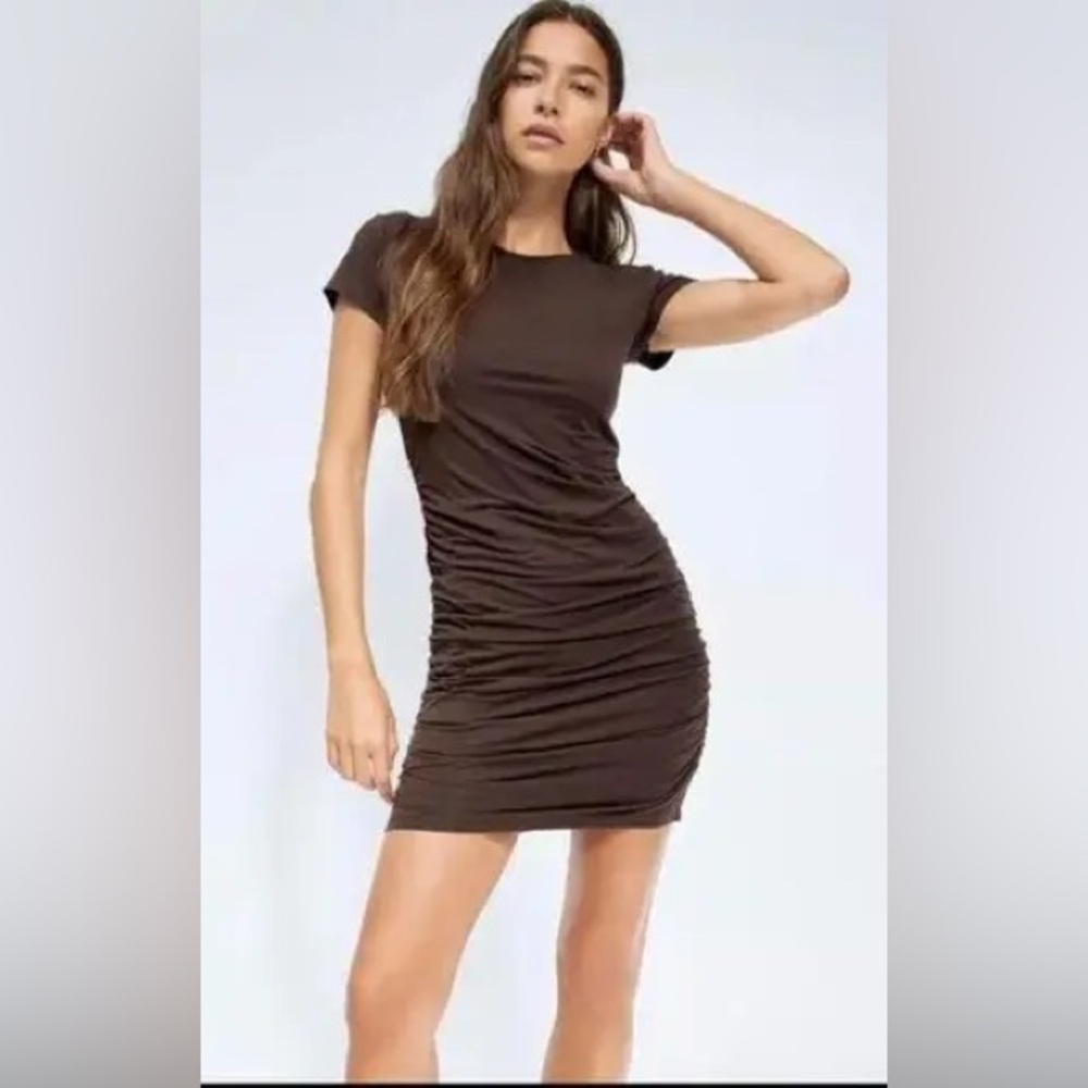 Aritzia Babaton Ruched Mini Dress Chocolate Brown Short Sleeve Bodycon 531